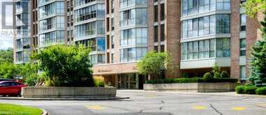 265 WESTCOURT Place Unit# 802 Waterloo