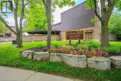 28 UNDERHILL Crescent Unit# 10 Kitchener