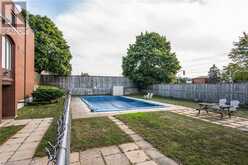 17 GIBSON Drive Unit# 1 Kitchener