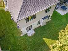 2208 RED THORNE Avenue London