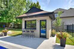 25 JOHN ROSS Court Mannheim