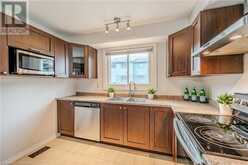 589 BEECHWOOD Drive Unit# 35 Waterloo