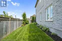 900 STEEPLERIDGE Court Kitchener