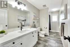 900 STEEPLERIDGE Court Kitchener