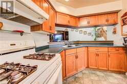 30 WAXWING Crescent Guelph