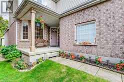 30 WAXWING Crescent Guelph