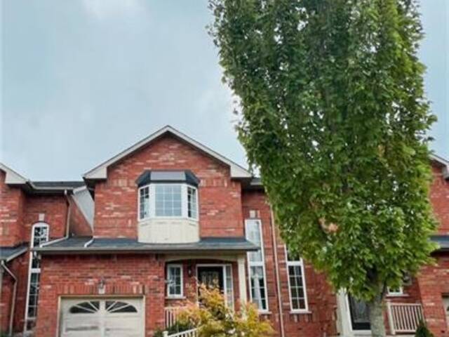 86 HUNTINGWOOD Avenue Dundas Ontario