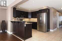 53 CAPTAIN MCCALLUM Drive New Hamburg