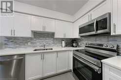 235 CHAPEL HILL Drive Unit# 4 Kitchener