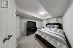 235 CHAPEL HILL Drive Unit# 4 Kitchener