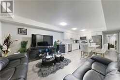 235 CHAPEL HILL Drive Unit# 4 Kitchener