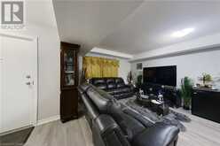 235 CHAPEL HILL Drive Unit# 4 Kitchener