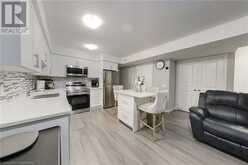 235 CHAPEL HILL Drive Unit# 4 Kitchener