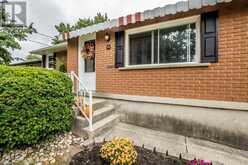 102 HARBER Avenue Kitchener