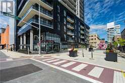 60 CHARLES Street W Unit# 807 Kitchener