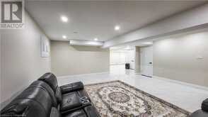 410 ZELLER Drive Unit# 3 Kitchener