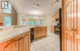 532 BIRCHLEAF Walk Waterloo