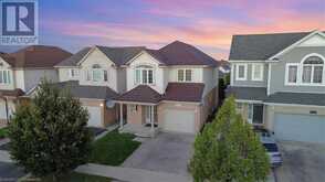 684 COMMONWEALTH Crescent Kitchener