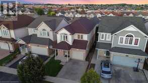 684 COMMONWEALTH Crescent Kitchener