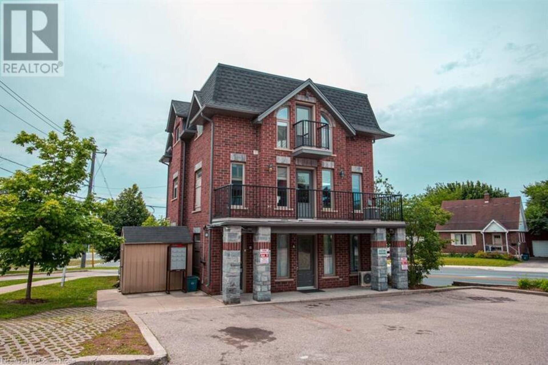 489 EAST Avenue Unit# B Kitchener