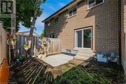 1115 PARAMOUNT Drive Unit# 57 Stoney Creek