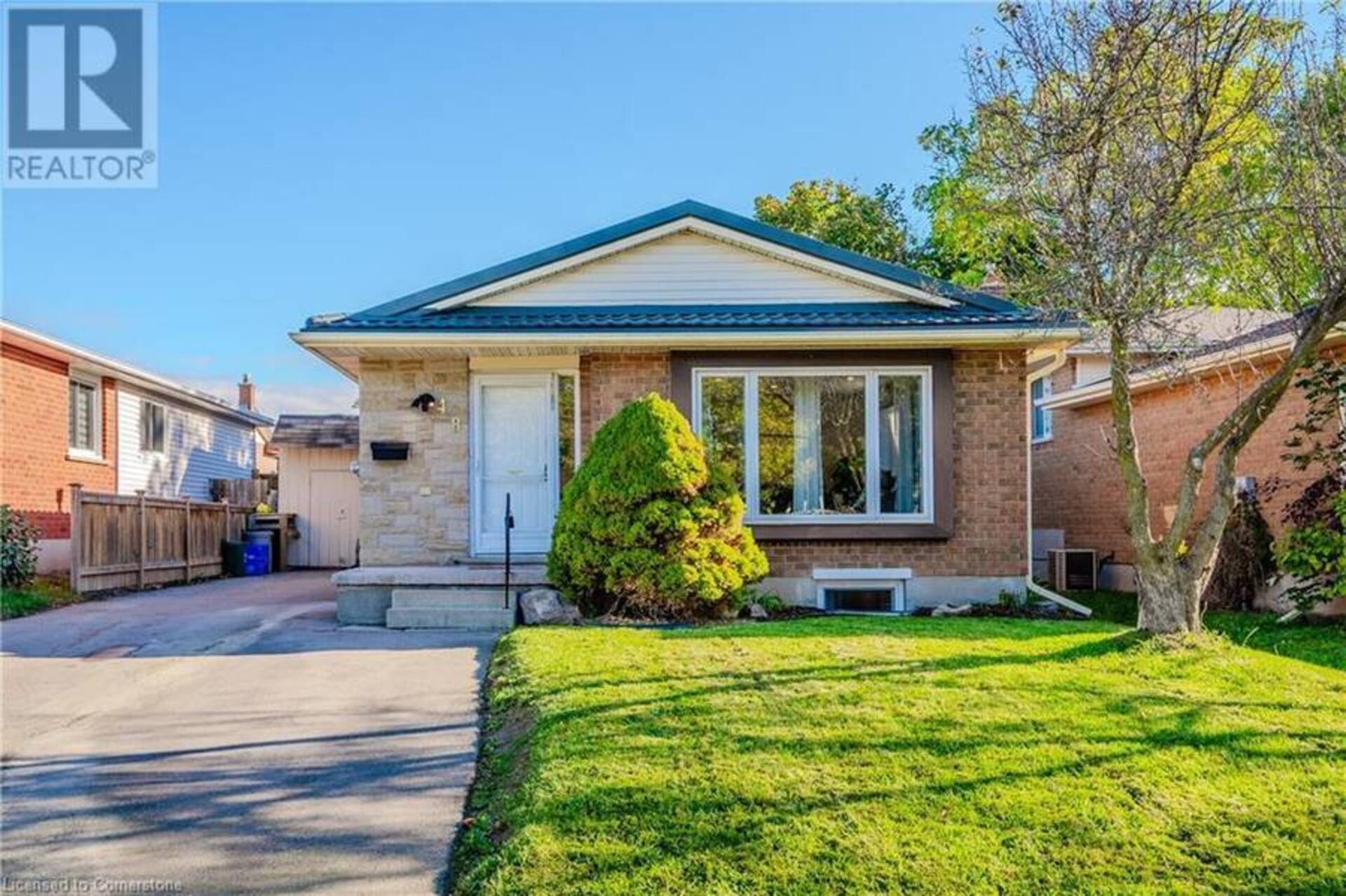 48 SUMMERHILL Crescent Kitchener