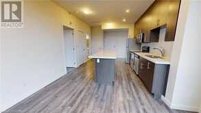 690 KING Street W Unit# 424 Kitchener