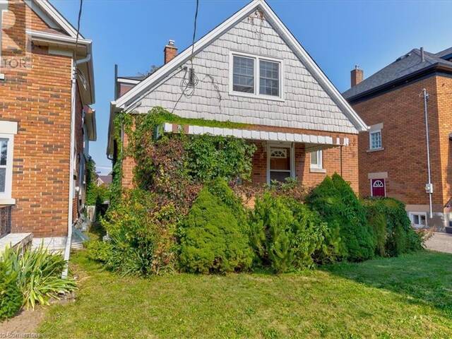 8 ONWARD Avenue Kitchener Ontario