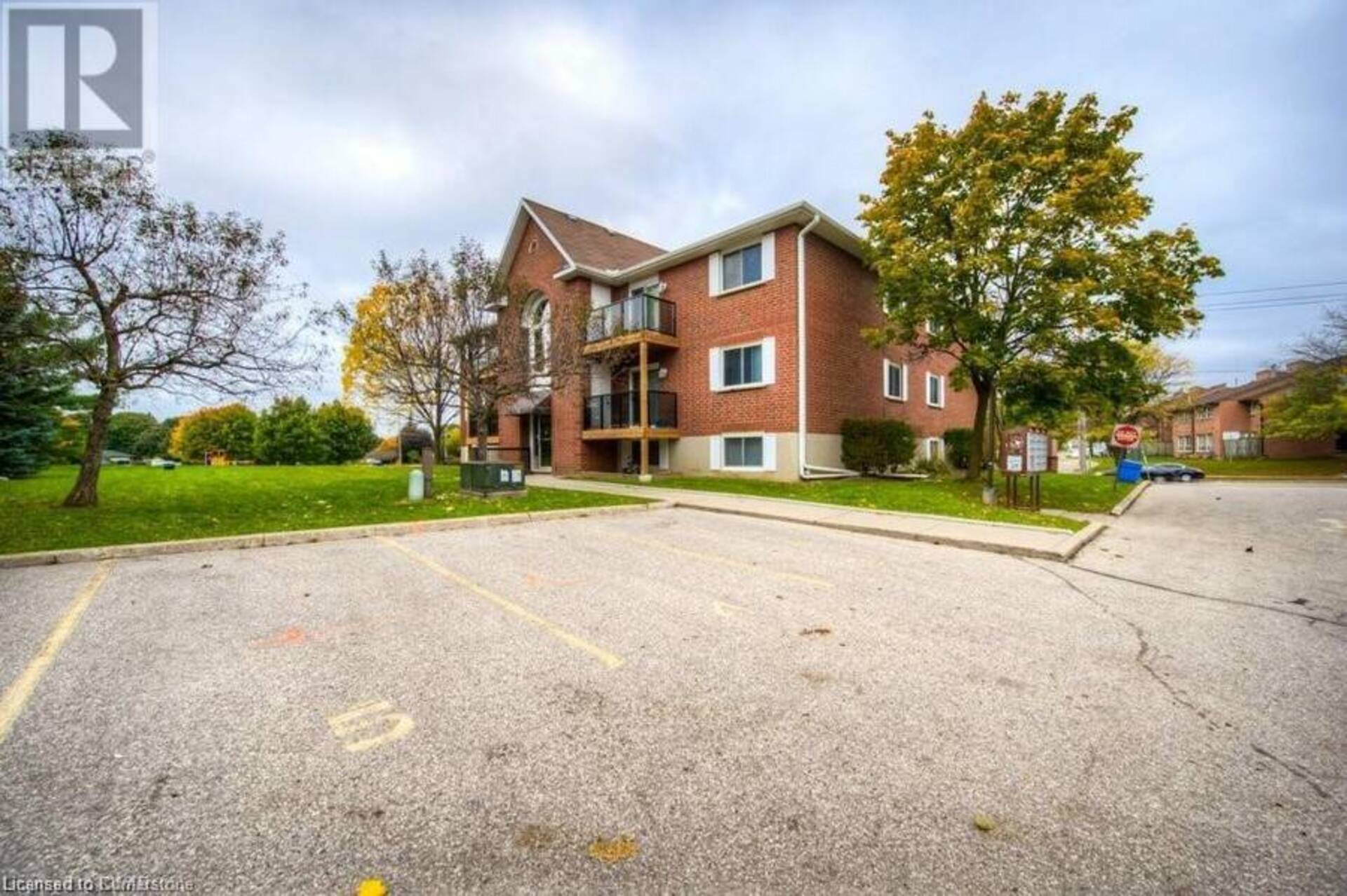 565 GREENFIELD Avenue Unit# 910 Kitchener