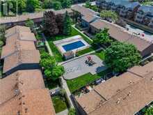 423 WESTWOOD Drive Unit# 31 Kitchener