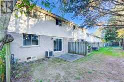 476 KINGSCOURT Drive Unit# 20 Waterloo