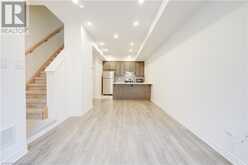 35 HERON PARK Place Unit# 12 Toronto