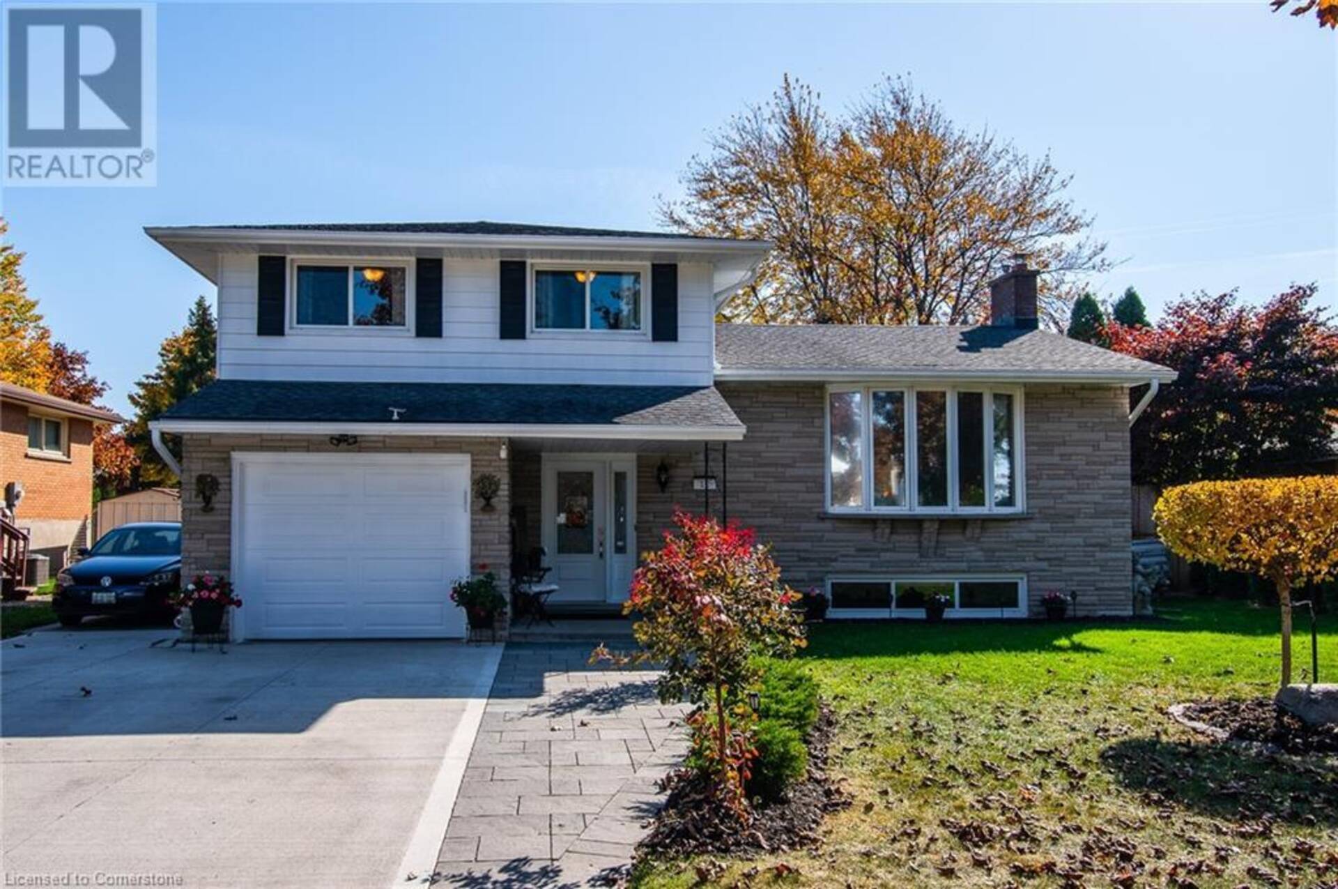 11 HAMPTON Place Kitchener