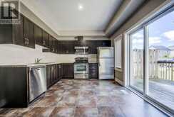 1180 COUNTRYSTONE Drive Unit# 2 Kitchener