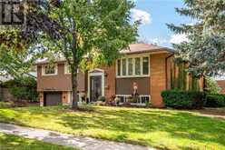 33 HAMPTON Place Kitchener