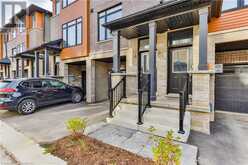 461 BLACKBURN Drive Unit# 35 Brantford