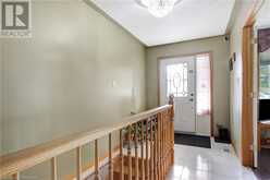 71 ALEXANDER Avenue Unit# Upper Cambridge