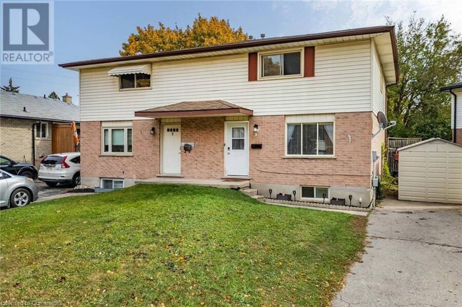 9 HARVEST Court Kitchener