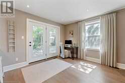 180 EDGEHILL Drive Kitchener