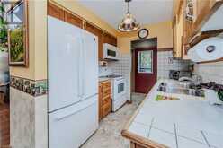 273 HERITAGE Drive Kitchener