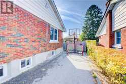 151 ELLIS Crescent S Waterloo