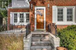 15 PARKSIDE Drive Brantford