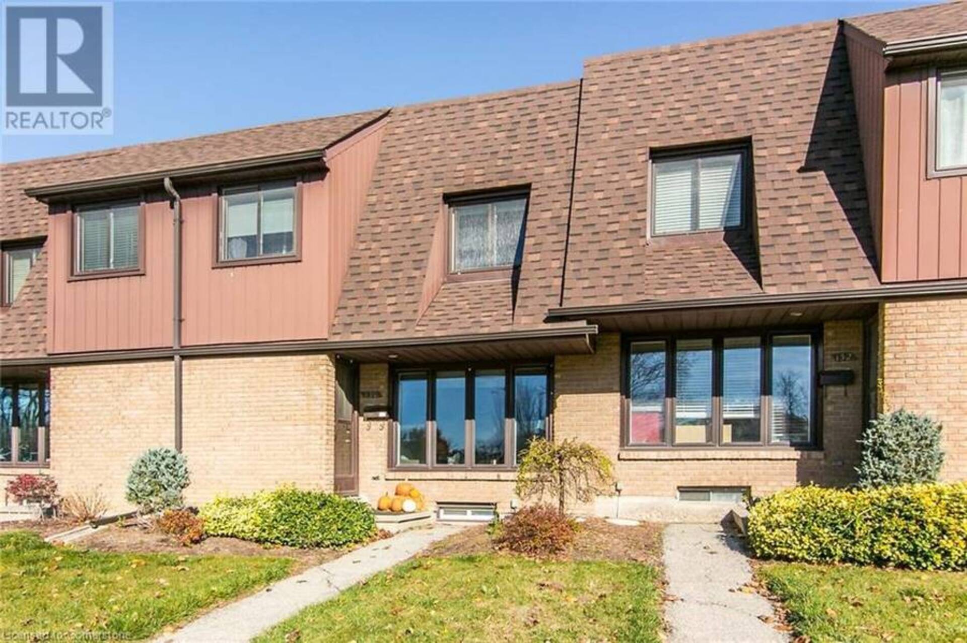 130 KINGSWOOD Drive Unit# 33 Kitchener