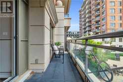 2379 CENTRAL PARK Drive Unit# 206 Oakville