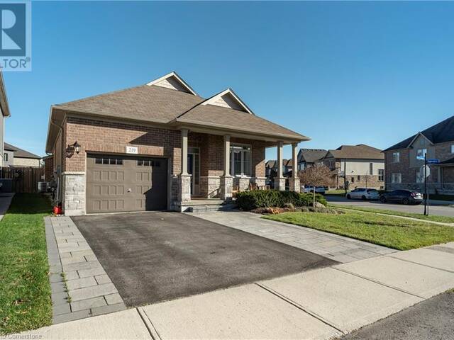 219 FALCONRIDGE Drive Kitchener Ontario