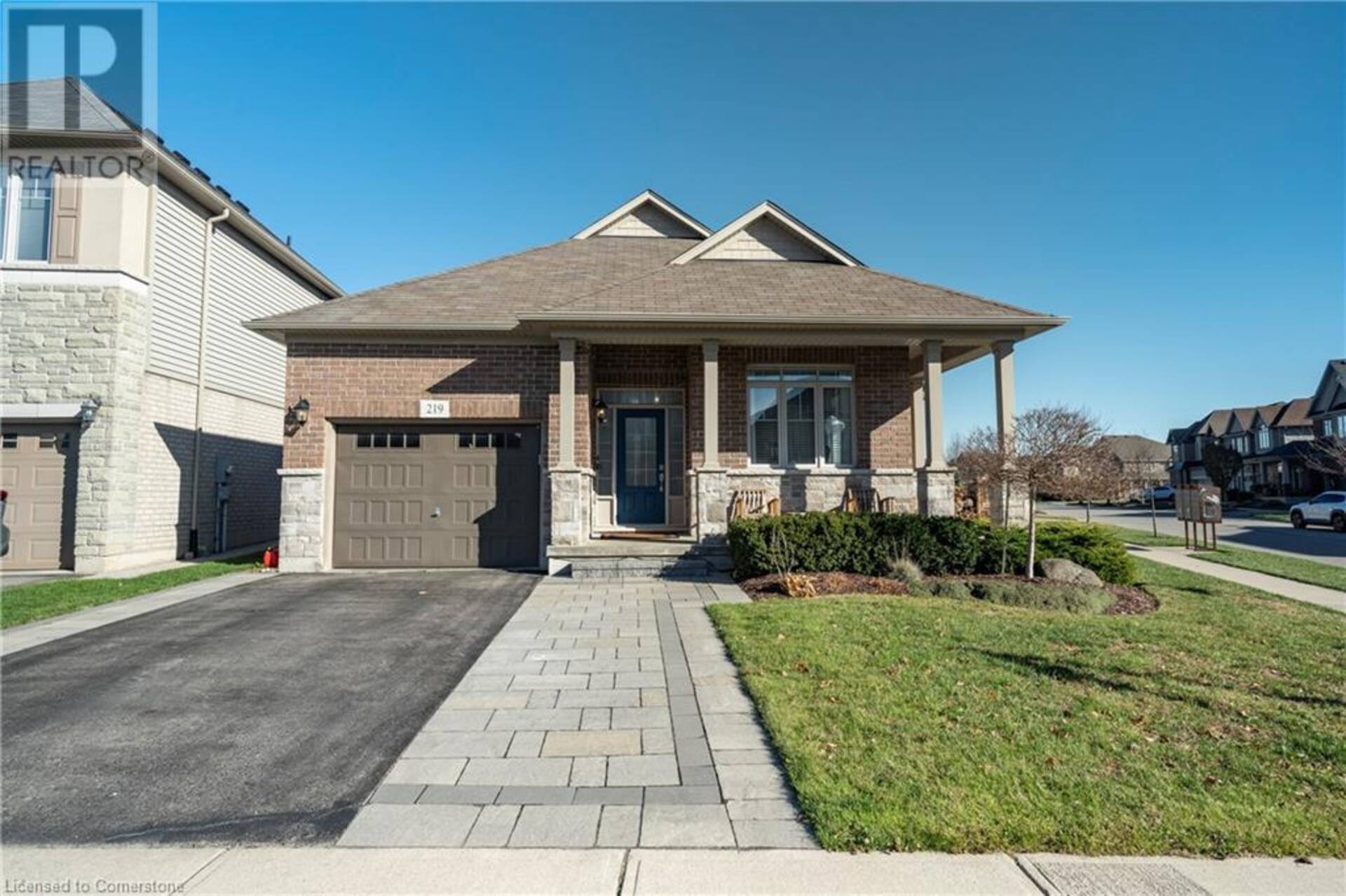 219 FALCONRIDGE Drive Kitchener