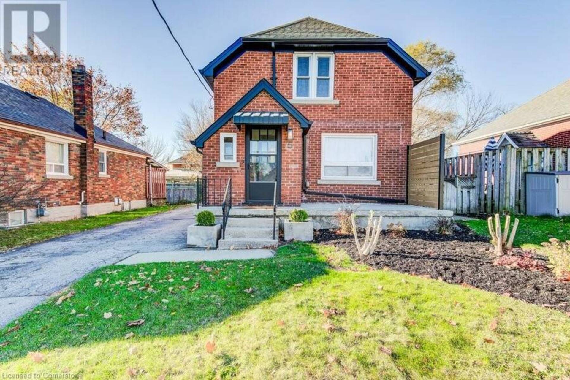 5 KENNEDY Avenue Kitchener