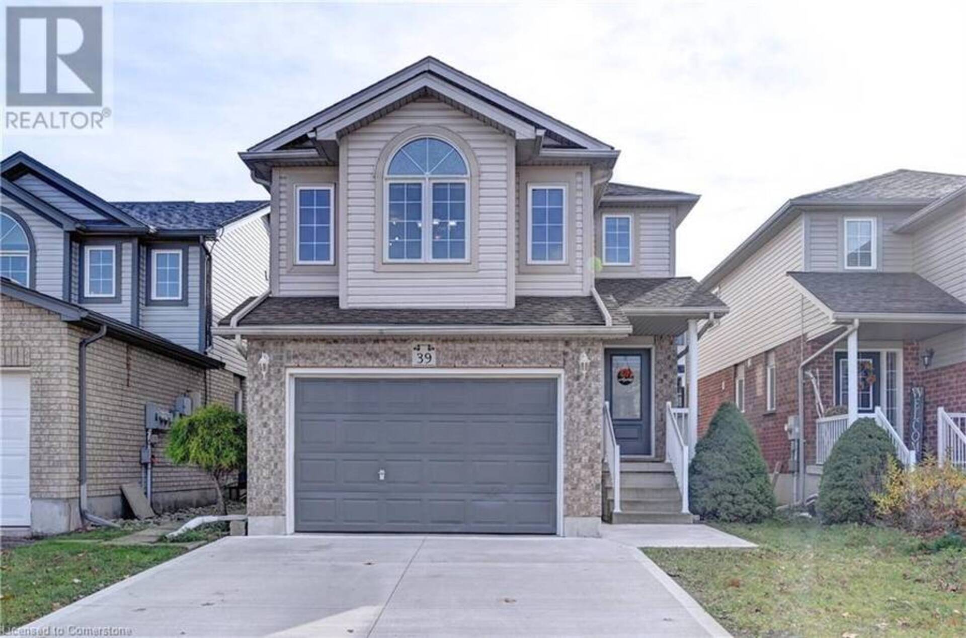 39 PEACH BLOSSOM Crescent Kitchener