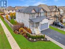 900 STEEPLERIDGE Court Kitchener