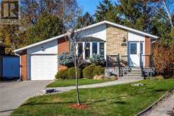 914 IVY Court Oshawa